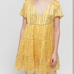 Baby doll yellow mini dress, perfect for summer